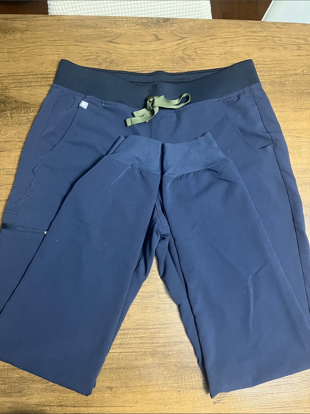 FIGS Women’s Space Navy Zamora Joggers